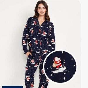Old Navy Festive Navy Pajama Set with Santa Print